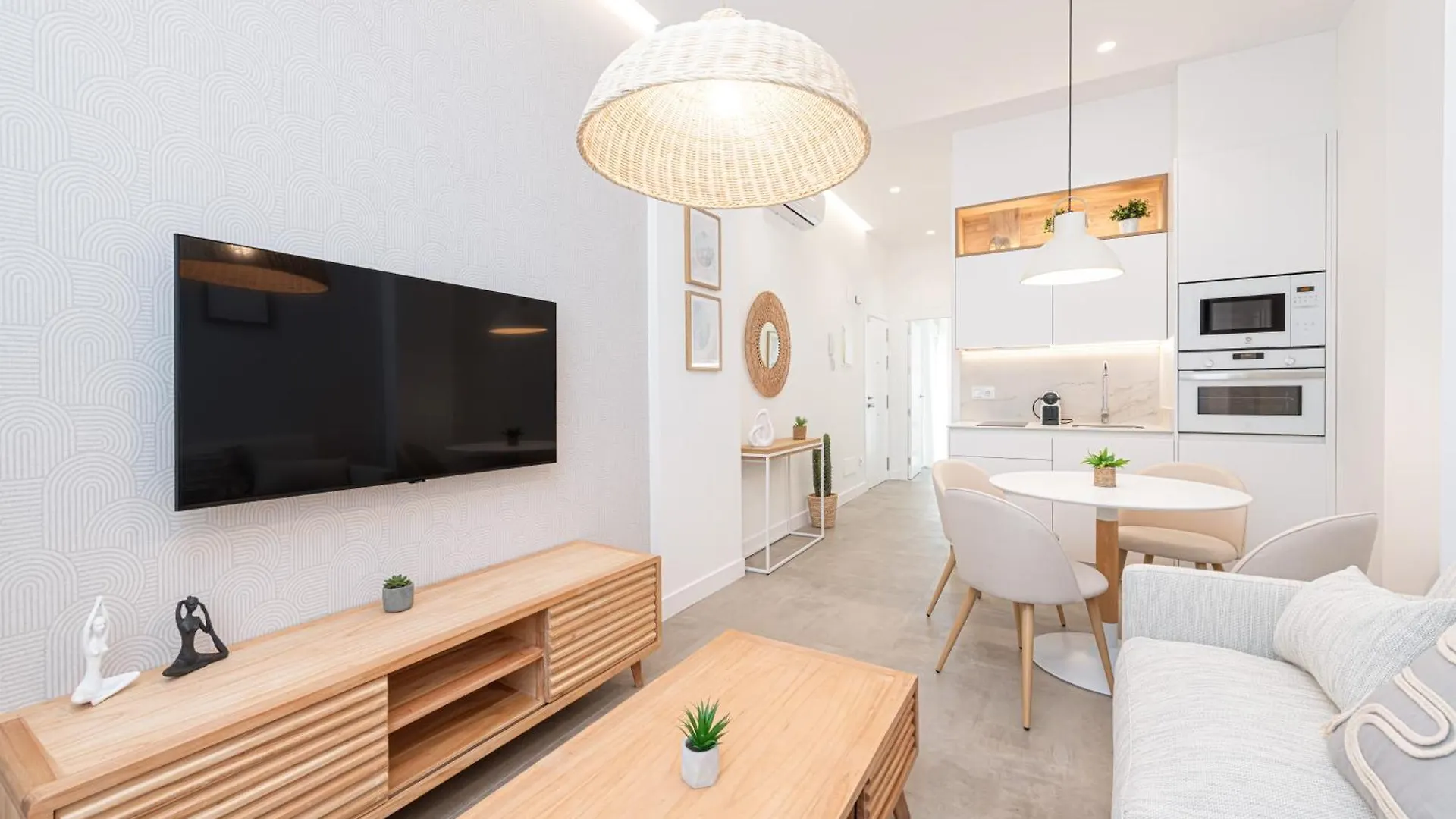 Apartment Wintowinrentals Goleta Suites 0A Malaga Spain
