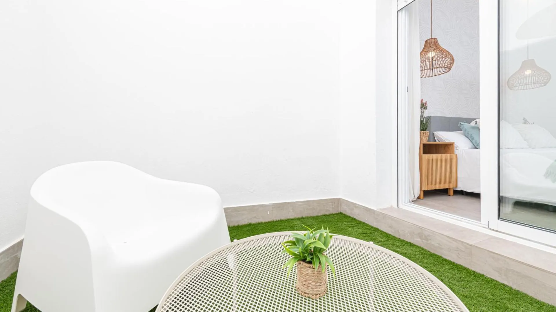 Apartment Wintowinrentals Goleta Suites 0A Malaga