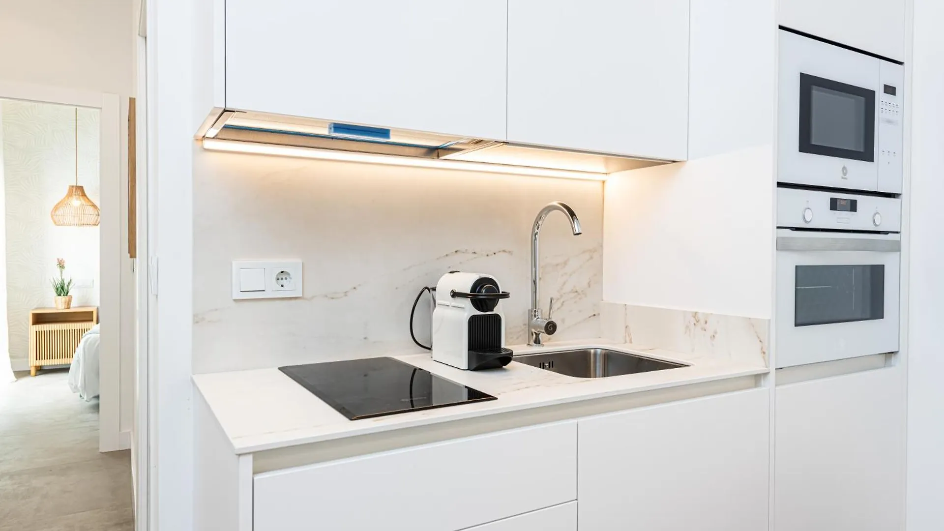 Wintowinrentals Goleta Suites 0A Malaga