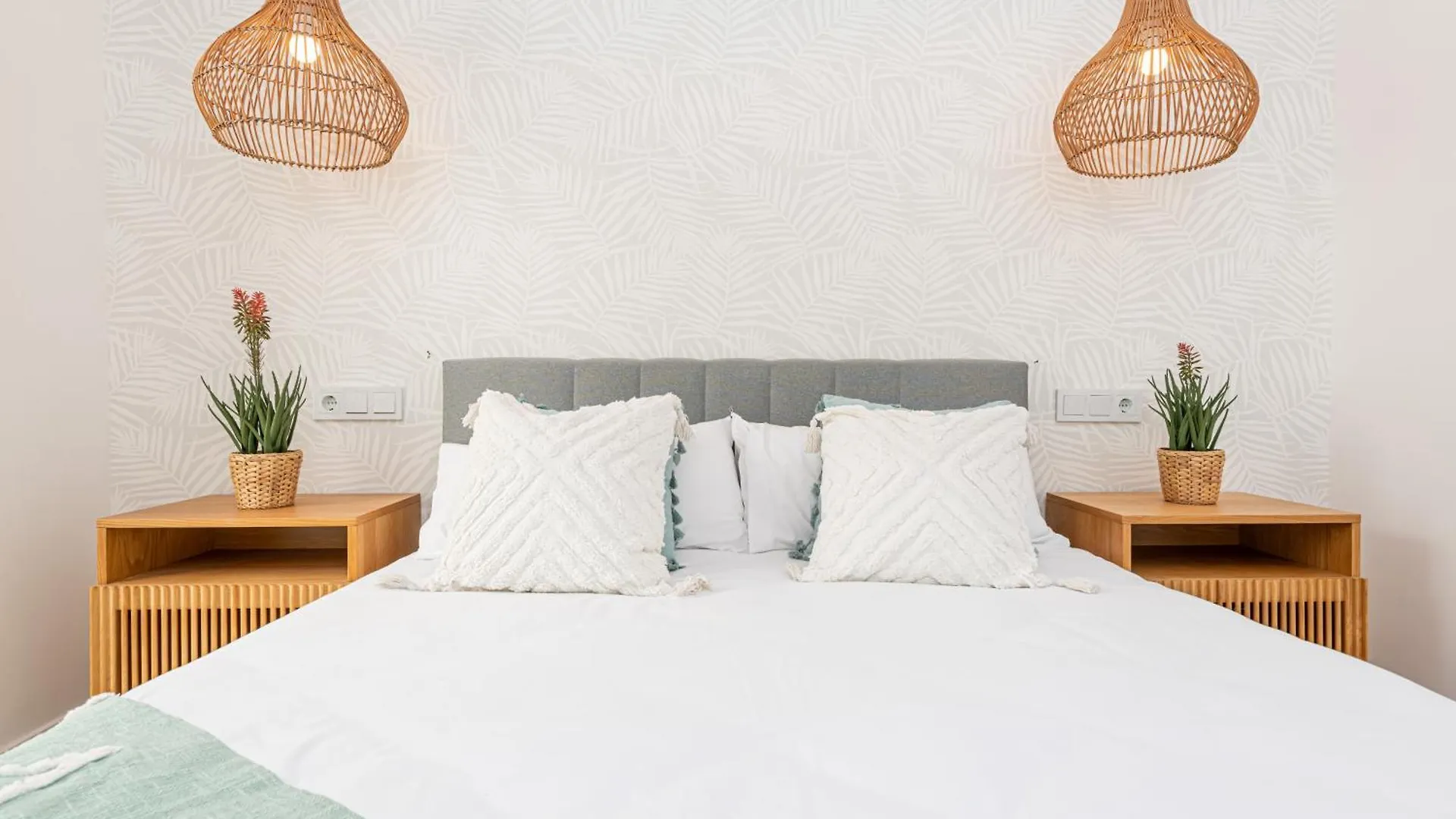 Wintowinrentals Goleta Suites 0A Málaga Apartamento
